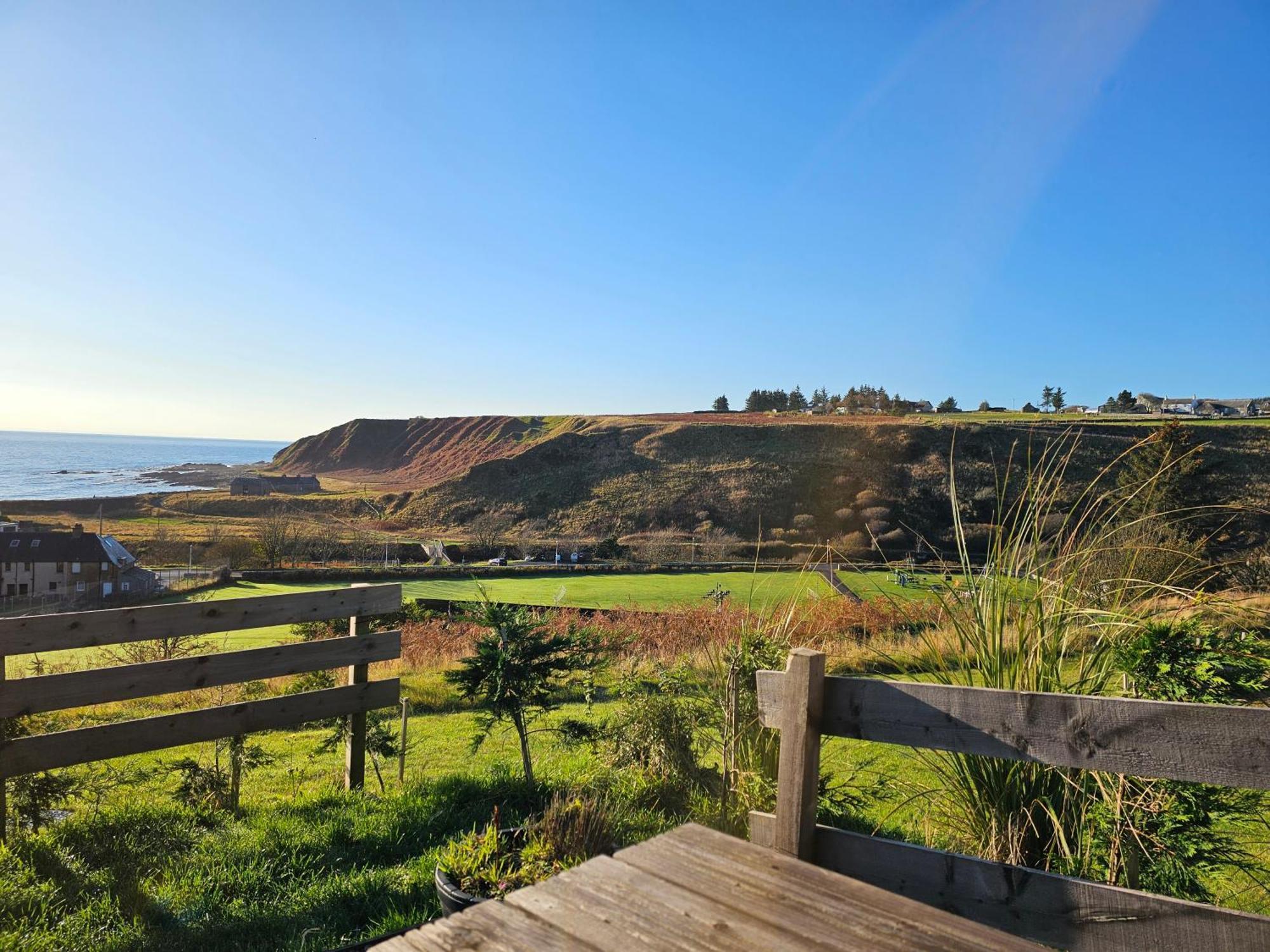 Dunbeath Coastal Retreat Villa ภายนอก รูปภาพ